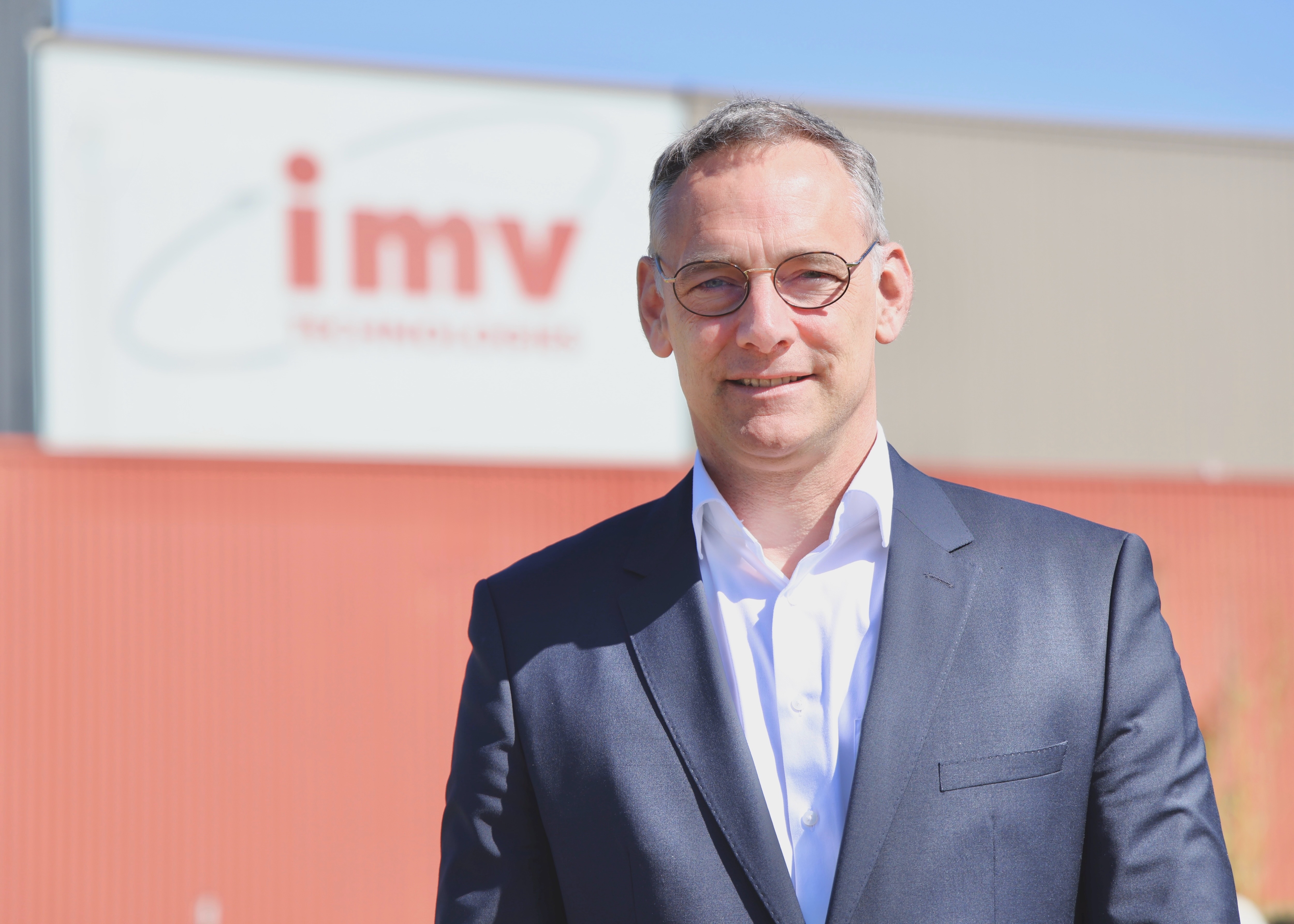 Cambio en la dirección del Grupo IMV Technologies :  Oliver Kohlhaas sucede a Alain de Lambilly como CEO